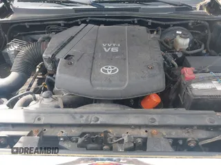 2010 Toyota Tacoma z VIN 5TEUU4EN4AZ743120, wystawiony jako IAAI lot #42342340 z przebiegiem 121 546 mil mil oraz . Historia ofert i sprzedaży dostępna na DreamBid. Obrazek 10.