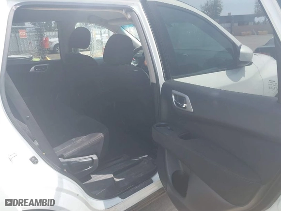 2014 Nissan Pathfinder SV with VIN 5N1AR2MM5EC647434, listed as a IAAI auction lot 41957496 with 114,420 mi miles. Bid and sale history available at carsss.com. Image 8.