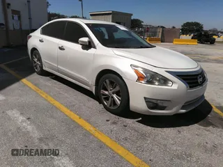 2015 Nissan Altima 2.5 S with VIN 1N4AL3AP6FN363699, listed as a IAAI auction lot 41760583 with 120,416 mi miles. Bid and sale history available at carsss.com. Image 1.