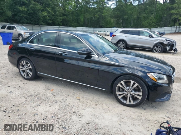 2018 Mercedes-Benz C 300 with VIN WDDWF4JB5JR419500, listed as a Copart auction lot 60235995 with 37,014 mi miles and Salvage title. Bid and sale history available at DreamBid. Image 4.