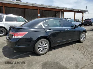 2012 Honda Accord EX z VIN 1HGCP3F74CA004874, wystawiony jako Copart lot #54246695 z przebiegiem 195 932 mil mil oraz Nie do naprawy • Non repairable. Historia ofert i sprzedaży dostępna na DreamBid. Obrazek 3.