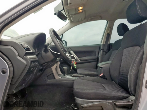 2018 Subaru Forester z VIN JF2SJABC6JH531663, wystawiony jako Copart lot #55807535 z przebiegiem 129 692 mil mil oraz Szkoda całkowita • Salvage title. Historia ofert i sprzedaży dostępna na DreamBid. Obrazek 7.