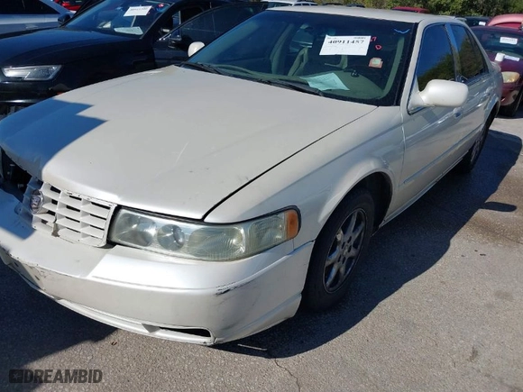 2002 Cadillac Seville Luxury SLS with VIN 1G6KS54Y52U231880, listed as a IAAI auction lot 40911457 with 148,100 mi miles. Bid and sale history available at carsss.com. Image 2.