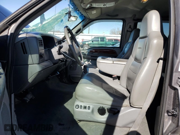 2002 Ford F-350 XL с VIN 1FTSW31F62ED36138, выставлен на аукционе Copart как лот 48914445 с пробегом 168 537 миль миль и Списание • Salvage title. История ставок и продаж доступна на DreamBid. Изображение 7.