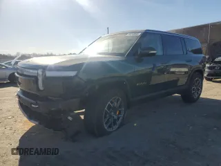 2023 Rivian R1S Launch Edition with VIN 7PDSGABL9PN020237, listed as a Copart auction lot 49249935 with 11,452 mi miles and Salvage Title. Bid and sale history available at carsss.com. Image 1.