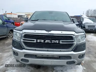 2020 Ram 1500 Big Horn z VIN 1C6RRFFG0LN334919, wystawiony jako IAAI lot #41916766 z przebiegiem 45 237 mil mil oraz . Historia ofert i sprzedaży dostępna na DreamBid. Obrazek 13.