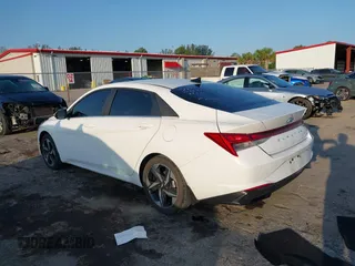 2023 Hyundai Elantra Limited z VIN KMHLN4AJ2PU074306, wystawiony jako IAAI lot #42277954 z przebiegiem 21 487 mil mil oraz . Historia ofert i sprzedaży dostępna na DreamBid. Obrazek 3.