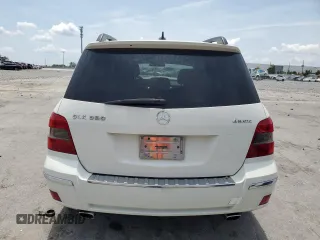 2010 Mercedes-Benz GLK 350 z VIN WDCGG8HB6AF412219, wystawiony jako Copart lot #55326955 z przebiegiem 126 960 mil mil oraz Szkoda całkowita • Salvage title. Historia ofert i sprzedaży dostępna na DreamBid. Obrazek 6.