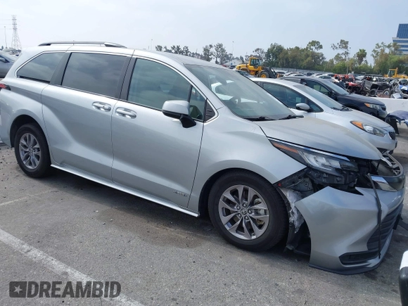 2021 Toyota Sienna LE with VIN 5TDKRKEC5MS010782, listed as a IAAI auction lot 42272827 with 196,844 mi miles and . Bid and sale history available at DreamBid. Image 1.