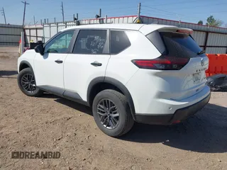2024 Nissan Rogue S with VIN 5N1BT3AB3RC698306, listed as a IAAI auction lot 41857898 with 30,381 mi miles. Bid and sale history available at carsss.com. Image 3.