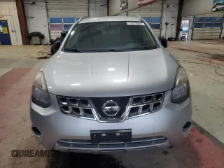 2015 Nissan Rogue S z VIN JN8AS5MV7FW260231, wystawiony jako Copart lot #51012055 z przebiegiem 138 582 mil mil oraz Tytuł czysty. Historia ofert i sprzedaży dostępna na DreamBid. Obrazek 5.