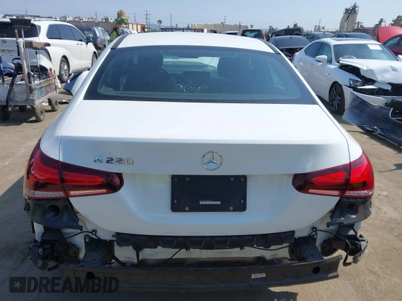 2021 Mercedes-Benz A 220 with VIN W1K3G4EB7MJ267474, listed as a IAAI auction lot 42172963 with 33,086 mi miles and . Bid and sale history available at DreamBid. Image 17.