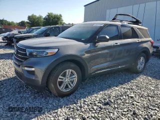 2023 Ford Explorer XLT z VIN 1FMSK7DH0PGA02971, wystawiony jako Copart lot #53623885 z przebiegiem 5 233 mil mil oraz Szkoda całkowita • Salvage title. Historia ofert i sprzedaży dostępna na DreamBid. Obrazek 1.