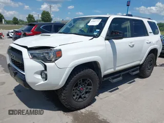 2018 Toyota 4Runner SR5 with VIN JTEBU5JRXJ5595186, listed as a IAAI auction lot 42607713 with 83,592 mi miles and . Bid and sale history available at DreamBid. Image 21.
