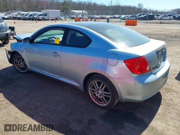 2005 Scion tC z VIN JTKDE177550057676, wystawiony jako IAAI lot #41883875 z przebiegiem 133 014 mil mil oraz . Historia ofert i sprzedaży dostępna na DreamBid. Obrazek 3.