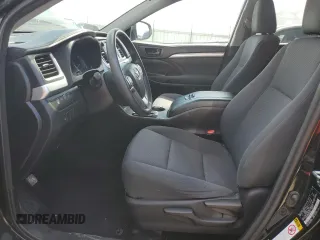 2018 Toyota Highlander LE with VIN 5TDBZRFH2JS875952, listed as a Copart auction lot 51702965 with 123,797 mi miles and Salvage title. Bid and sale history available at DreamBid. Image 7.