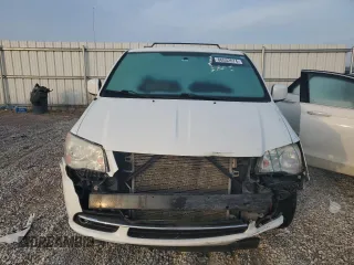 2014 Chrysler Town & Country Touring with VIN 2C4RC1BG9ER359794, listed as a Copart auction lot 86532674 with 128,199 mi miles and Salvage Title. Bid and sale history available at carsss.com. Image 5.