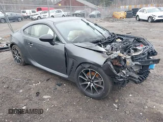 2022 Toyota GR86 with VIN JF1ZNBC12N8753360, listed as a IAAI auction lot 41109470 with 1 mi miles. Bid and sale history available at carsss.com. Image 1.