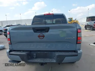 2022 Nissan Frontier SV z VIN 1N6ED1EJ3NN661336, wystawiony jako IAAI lot #42331182 z przebiegiem Nie podano mil oraz . Historia ofert i sprzedaży dostępna na DreamBid. Obrazek 17.
