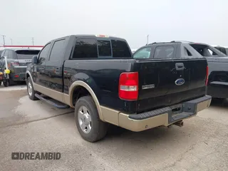 2007 Ford F-150 XLT z VIN 1FTPW12V07KC52261, wystawiony jako IAAI lot #42288922 z przebiegiem 298 361 mil mil oraz . Historia ofert i sprzedaży dostępna na DreamBid. Obrazek 3.