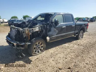 2023 Ford F-250 XL z VIN 1FT8W2BT4PEC23207, wystawiony jako Copart lot #53805705 z przebiegiem Nie podano mil oraz Szkoda całkowita • Salvage title. Historia ofert i sprzedaży dostępna na DreamBid. Obrazek 1.