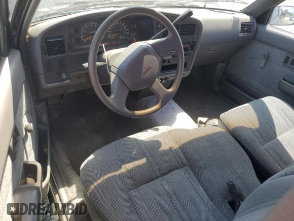 1989 Toyota Pickup с VIN JT4RN93SXK5002435, выставлен на аукционе Copart как лот 55853975 с пробегом 69 780 миль миль и Чистый • Clean title. История ставок и продаж доступна на DreamBid. Изображение 8.