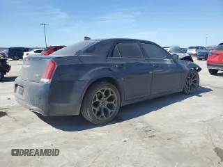 2016 Chrysler 300 S z VIN 2C3CCABG0GH244066, wystawiony jako Copart lot #46618685 z przebiegiem 136 549 mil mil oraz Szkoda całkowita • Salvage title. Historia ofert i sprzedaży dostępna na DreamBid. Obrazek 3.
