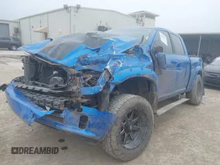 2018 Ram 1500 Night z VIN 1C6RR7MT4JS192546, wystawiony jako IAAI lot #41587192 z przebiegiem 135 082 mil mil oraz . Historia ofert i sprzedaży dostępna na DreamBid. Obrazek 16.