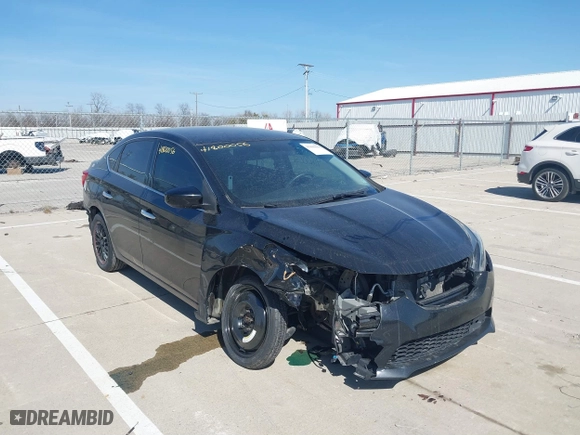 2019 Nissan Sentra SR with VIN 3N1AB7AP7KY446290, listed as a IAAI auction lot 41800056 with 126,637 mi miles. Bid and sale history available at carsss.com. Image 6.