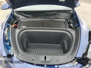 2024 Tesla Model Y Long Range with VIN 7SAYGDEE0RF176672, listed as a Copart auction lot 55622355 with 6,728 mi miles and Salvage title. Bid and sale history available at DreamBid. Image 12.
