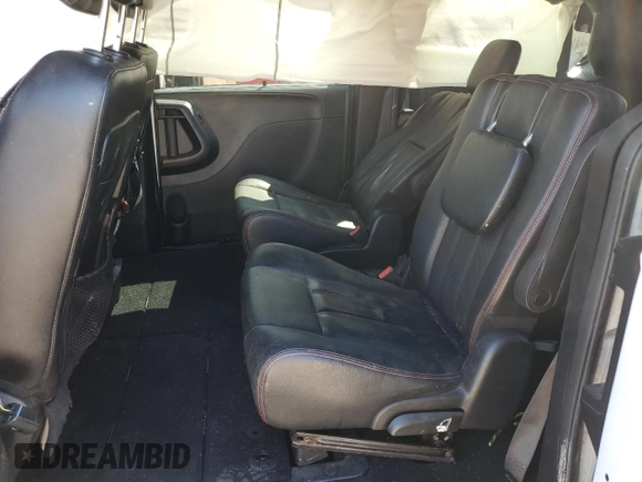 2019 Dodge Grand Caravan GT with VIN 2C4RDGEG8KR769879, listed as a Copart auction lot 48731705 with 137,139 mi miles and Salvage Title. Bid and sale history available at DreamBid. Image 12.