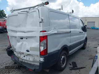 2020 Ford Transit Cargo с VIN 1FTBR1Y86LKA35522, выставлен на аукционе IAAI как лот 42505804 с пробегом 50 745 миль миль и . История ставок и продаж доступна на DreamBid. Изображение 4.