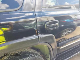 2004 Chevrolet Tahoe LT with VIN 1GNEC13Z14R188193, listed as a IAAI auction lot 42511846 with 225,660 mi miles and . Bid and sale history available at DreamBid. Image 6.