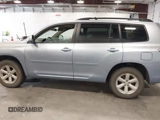 2009 Toyota Highlander z VIN JTEES41A692125192, wystawiony jako IAAI lot #42407380 z przebiegiem 362 168 mil mil oraz . Historia ofert i sprzedaży dostępna na DreamBid. Obrazek 14.