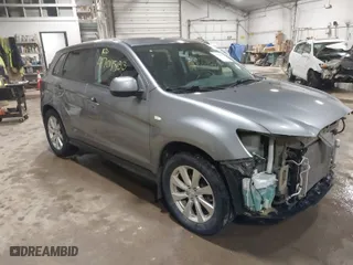 2013 Mitsubishi Outlander Sport ES with VIN 4A4AR3AU1DE022605, listed as a IAAI auction lot 41704533 with 71,922 mi miles. Bid and sale history available at carsss.com. Image 1.