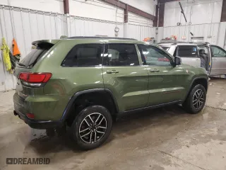 2019 Jeep Grand Cherokee Trailhawk with VIN 1C4RJFLG5KC810600, listed as a Copart auction lot 43541915 with 82,165 mi miles and Salvage Title. Bid and sale history available at carsss.com. Image 3.