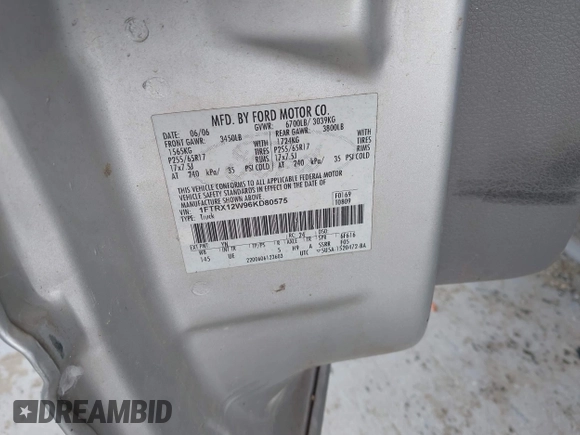 2006 Ford F-150 STX с VIN 1FTRX12W96KD80575, выставлен на аукционе IAAI как лот 42342553 с пробегом 225 900 миль миль и . История ставок и продаж доступна на DreamBid. Изображение 9.