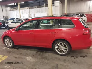 2015 Volkswagen Golf SportWagen TDI SE with VIN 3VWCA7AU1FM513071, listed as a IAAI auction lot 41483467 with 47,583 mi miles. Bid and sale history available at carsss.com. Image 14.