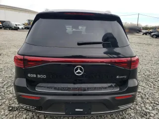 2024 Mercedes-Benz EQB 300 z VIN W1N9M0KB6RN078656, wystawiony jako Copart lot #79579554 z przebiegiem 1 170 mil mil oraz Szkoda całkowita • Salvage title. Historia ofert i sprzedaży dostępna na DreamBid. Obrazek 6.