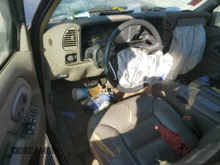 1997 GMC Suburban z VIN 3GKFK16R7VG514905, wystawiony jako Copart lot #77410934 z przebiegiem 193 116 mil mil oraz Szkoda całkowita • Salvage title. Historia ofert i sprzedaży dostępna na DreamBid. Obrazek 8.