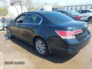2012 Honda Accord EX z VIN 1HGCP2F71CA086962, wystawiony jako IAAI lot #42005865 z przebiegiem 160 481 mil mil oraz . Historia ofert i sprzedaży dostępna na DreamBid. Obrazek 3.