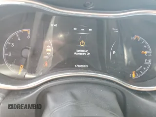 2015 Jeep Grand Cherokee Summit with VIN 1C4RJFJM5FC738473, listed as a Copart auction lot 61049565 with 176,053 mi miles and Clean title. Bid and sale history available at DreamBid. Image 9.