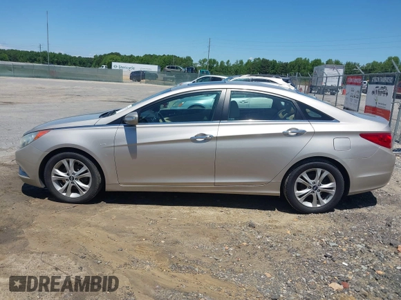 2011 Hyundai Sonata Limited with VIN 5NPEC4AC3BH106087, listed as a IAAI auction lot 42210979 with 199,388 mi miles and . Bid and sale history available at DreamBid. Image 14.
