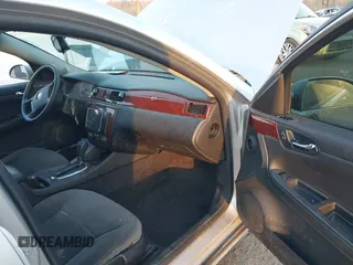 2006 Chevrolet Impala LT 3.5L with VIN 2G1WT58K669436007, listed as a IAAI auction lot 40910025 with 186,097 mi miles and . Bid and sale history available at DreamBid. Image 5.