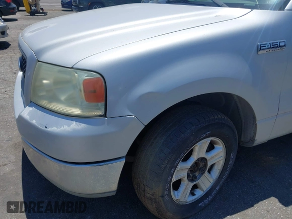 2004 Ford F-150 XLT z VIN 1FTPW12574KA94710, wystawiony jako IAAI lot #42505287 z przebiegiem 154 469 mil mil oraz . Historia ofert i sprzedaży dostępna na DreamBid. Obrazek 13.