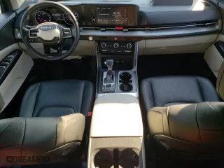 2023 Kia Carnival LX with VIN KNDNB4H32P6213996, listed as a Copart auction lot 72354174 with 45,946 mi miles and Non Repairable. Bid and sale history available at carsss.com. Image 8.