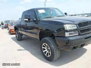 2003 Chevrolet Silverado 1500 LS with VIN 2GCEK19T231190833, listed as a IAAI auction lot 41963694 with 170,373 mi miles. Bid and sale history available at carsss.com. Image 1.