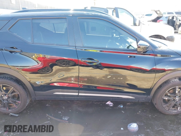 2024 Nissan Kicks SR with VIN 3N1CP5DV7RL490435, listed as a IAAI auction lot 41817333 with 7,918 mi miles and . Bid and sale history available at DreamBid. Image 13.