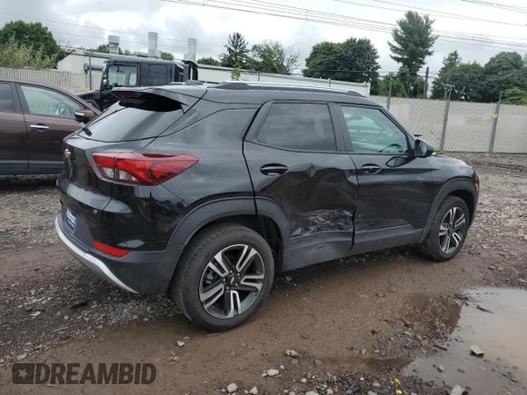 2023 Chevrolet TrailBlazer LT with VIN KL79MRSL9PB189525, listed as a Copart auction lot 66395544 with 17,807 mi miles and Salvage Title. Bid and sale history available at DreamBid. Image 3.
