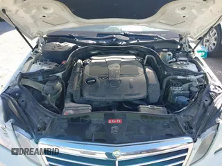 2012 Mercedes-Benz E-Class E 350 Luxury with VIN WDDHF5KB1CA585320, listed as a IAAI auction lot 41982342 with 162,512 mi miles. Bid and sale history available at carsss.com. Image 10.